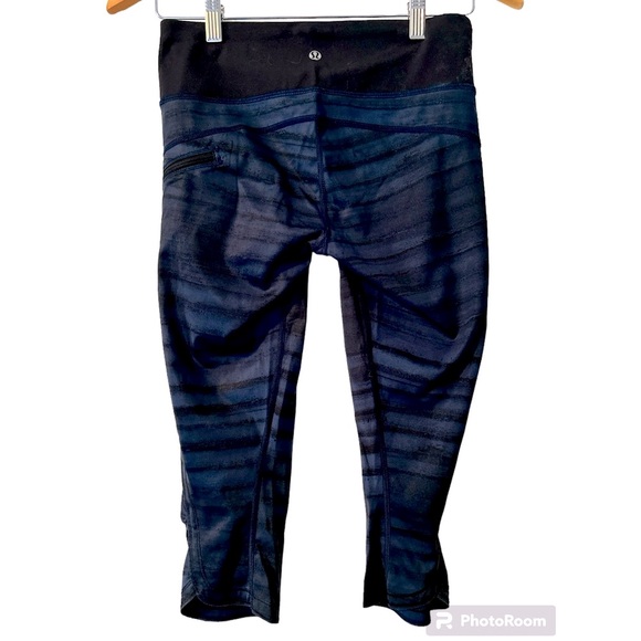 Sz 4 Lululemon cropped tights - Picture 3 of 6